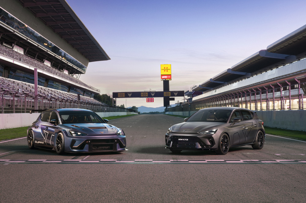 CUPRA Leon VZ TCR a CUPRA Leon VZ